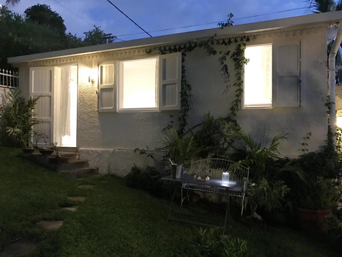 Studio Charmant Au Coeur De Boucan Canot 30 M² Avec Jardin Prive Saint-Paul Kültér fotó